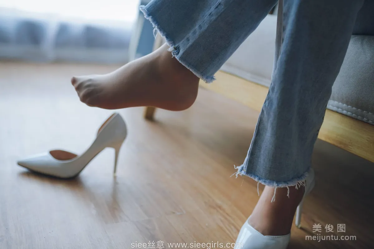 [SIEE] No.471 Wen Wen - White High Heels, Stockings in Pants photo 19