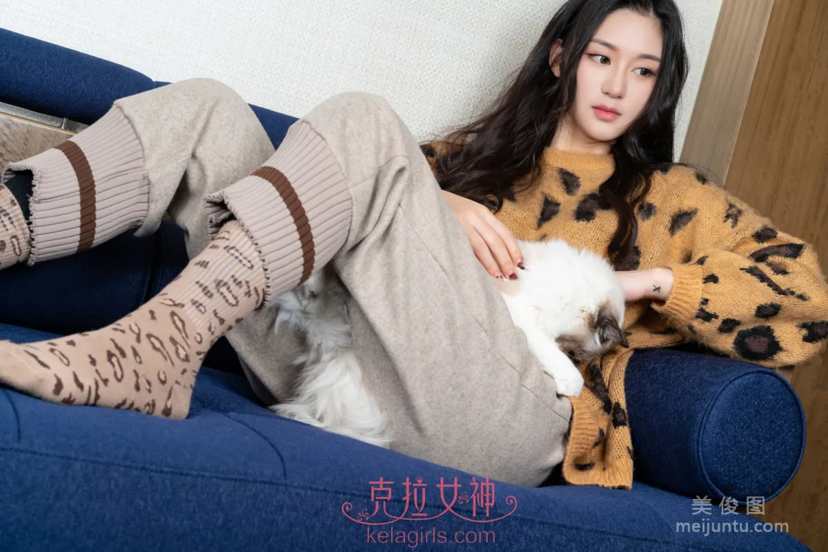 [Kelagirls] Tang Yi - Undressing in the Warm Cool photo 5