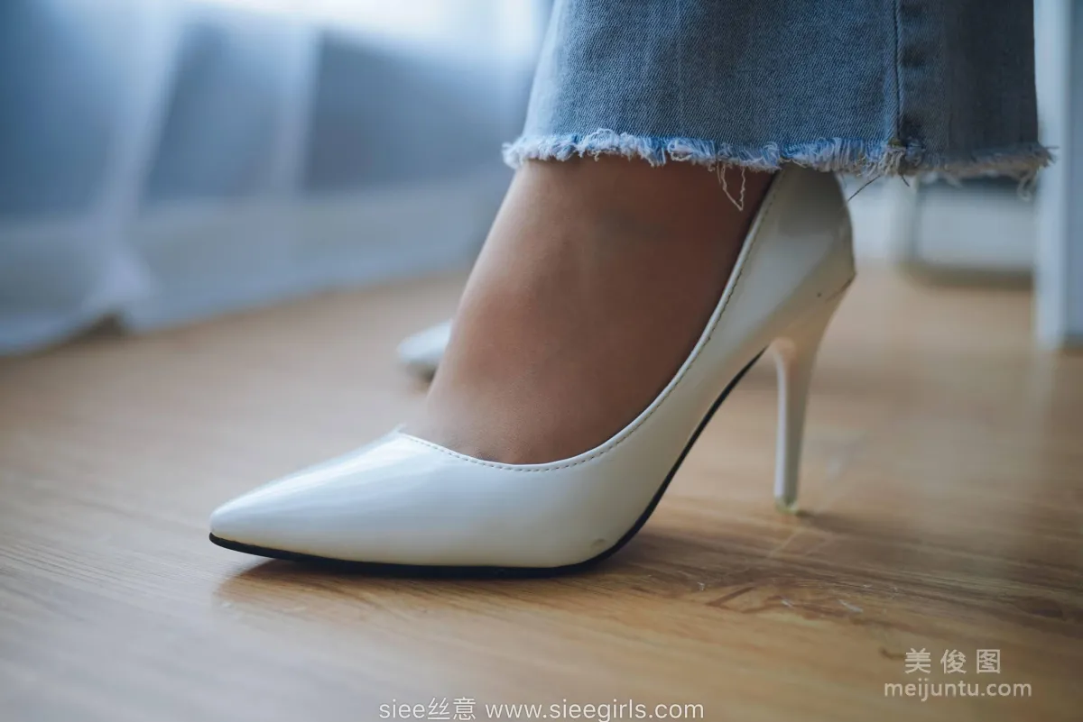 [SIEE] No.471 Wen Wen - White High Heels, Stockings in Pants photo 42