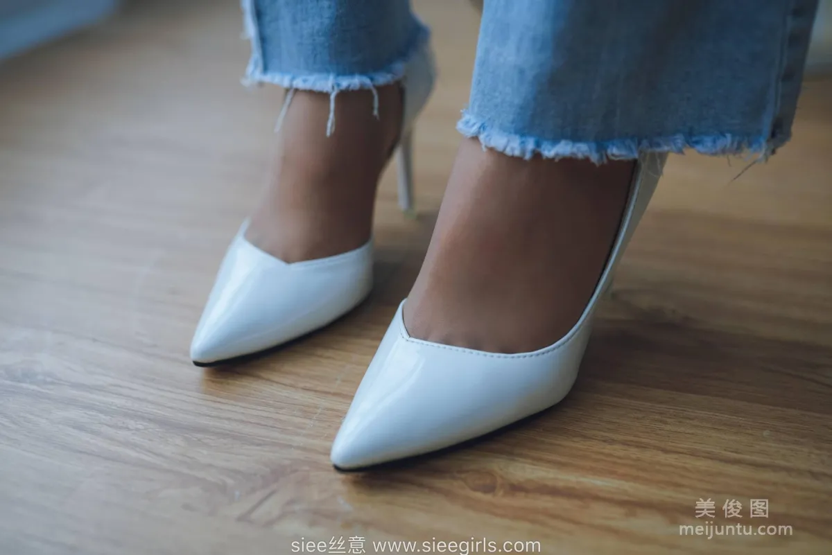 [SIEE] No.471 Wen Wen - White High Heels, Stockings in Pants photo 44