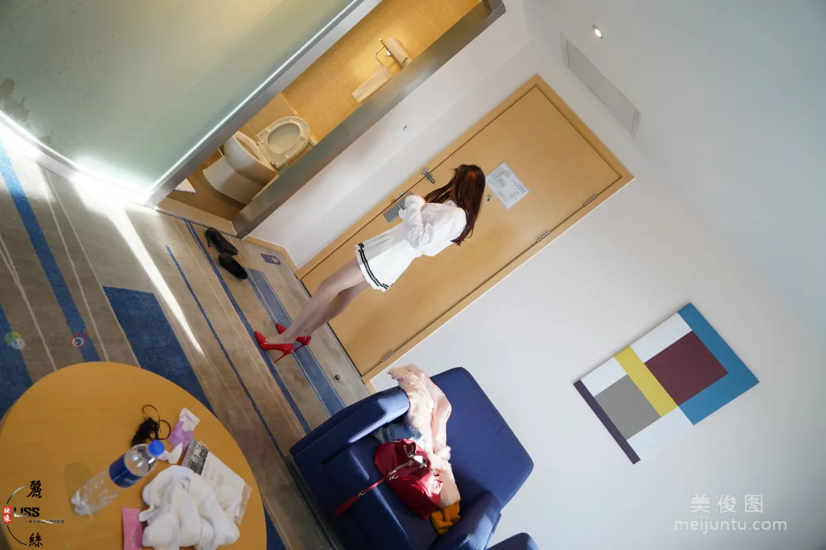GIRLISS photo 11