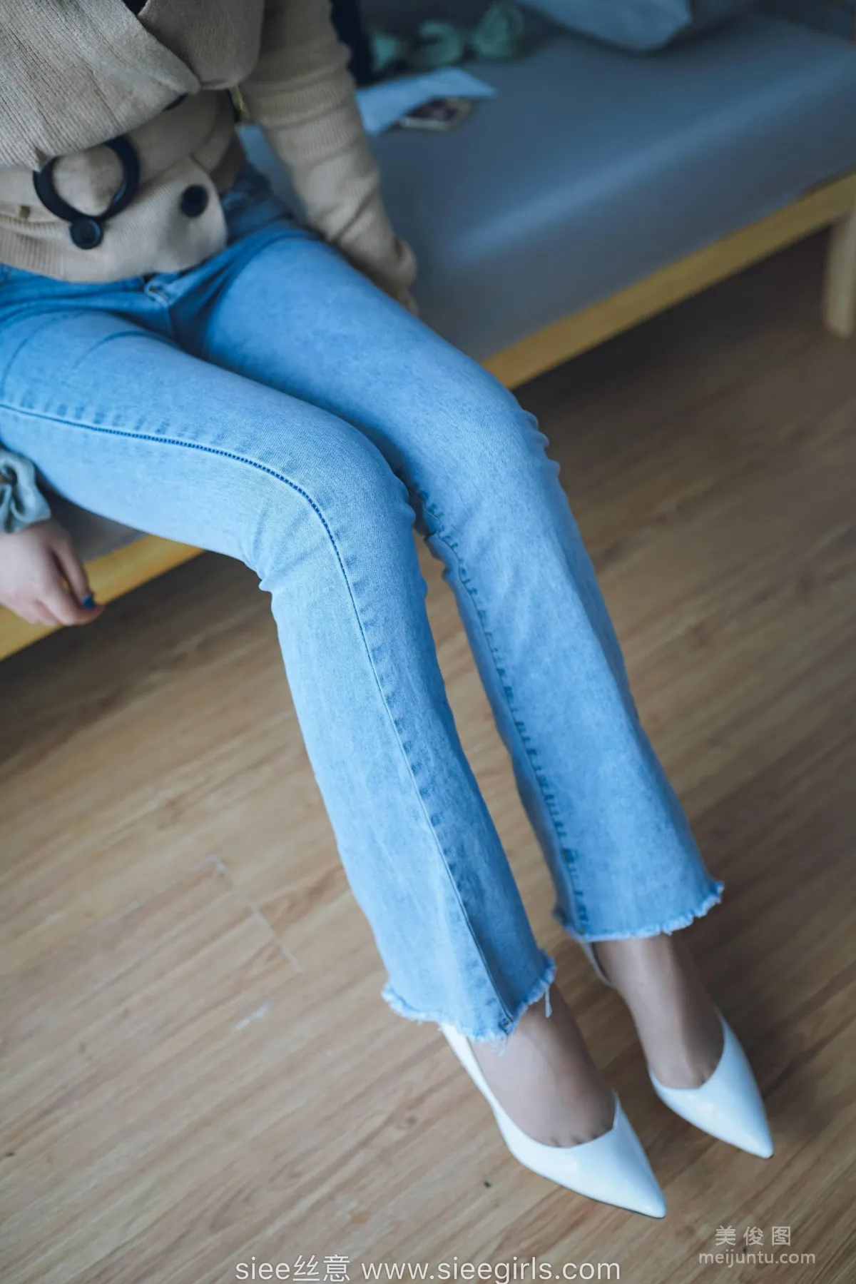 [SIEE] No.471 Wen Wen - White High Heels, Stockings in Pants photo 38