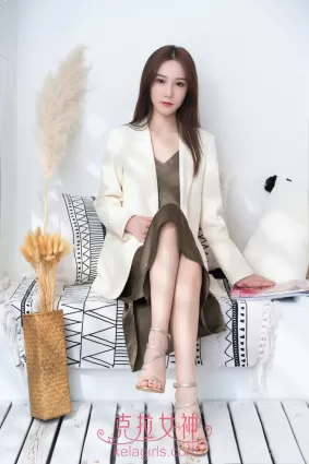 [克拉女神Kelagirls]  小芙 - 小腳與西服