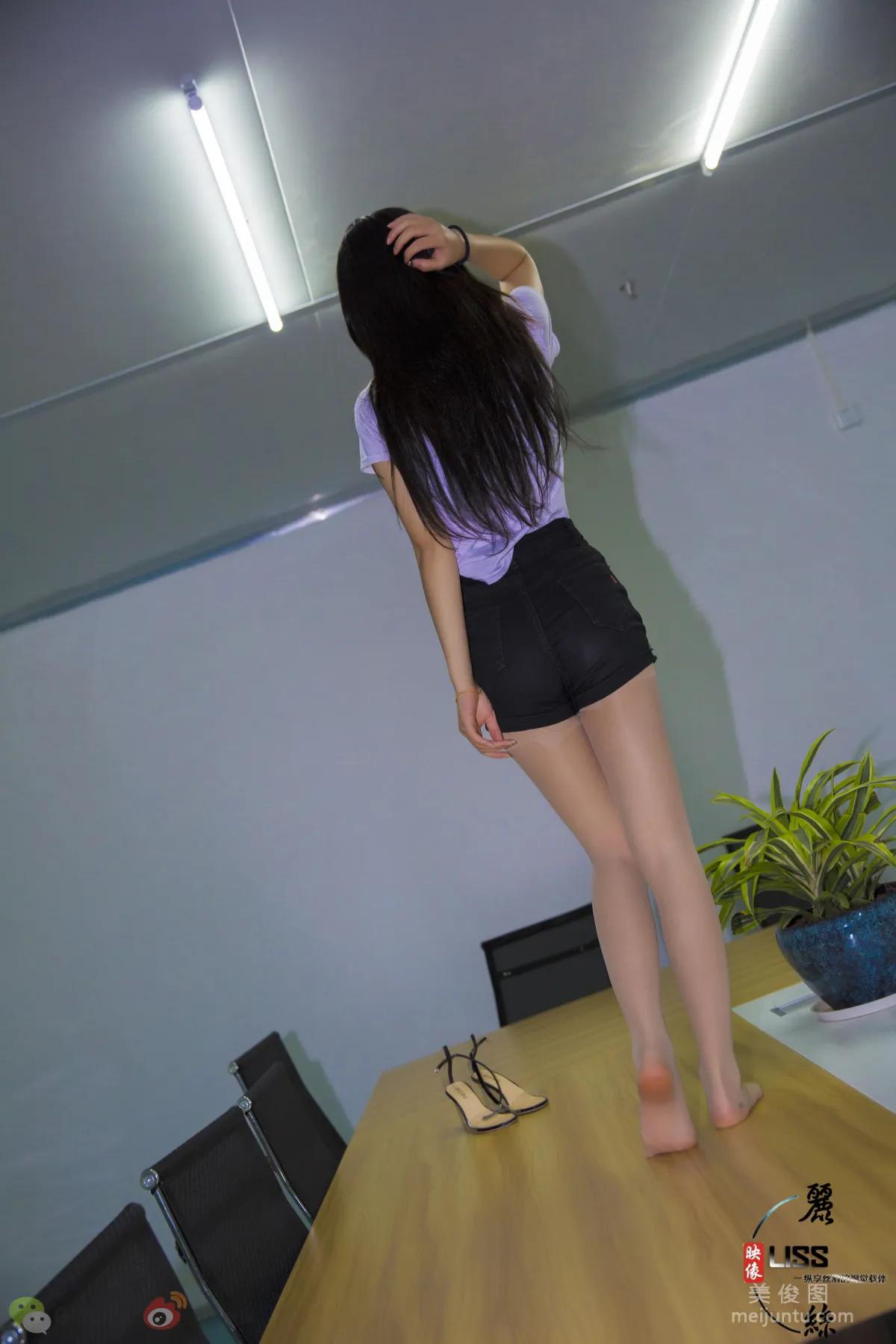 GIRLISS photo 77