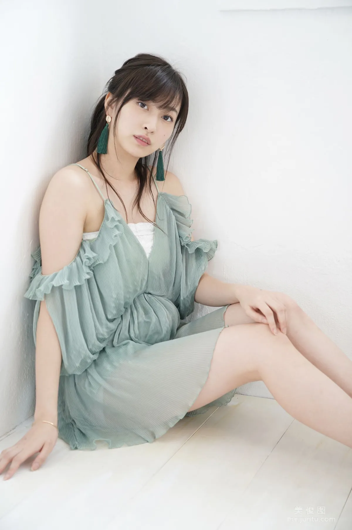 [Hello! Project Digital Books] No.198 Akari Uemura photo 38