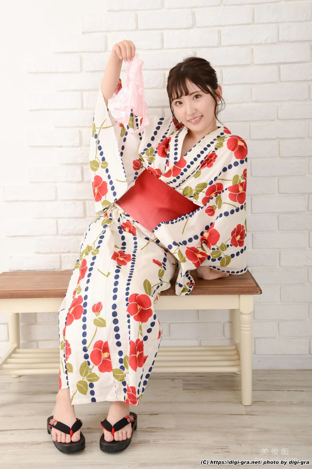 [Digi-Gra] 裡仲ゆい Yui Satonaka Photoset 03 59
