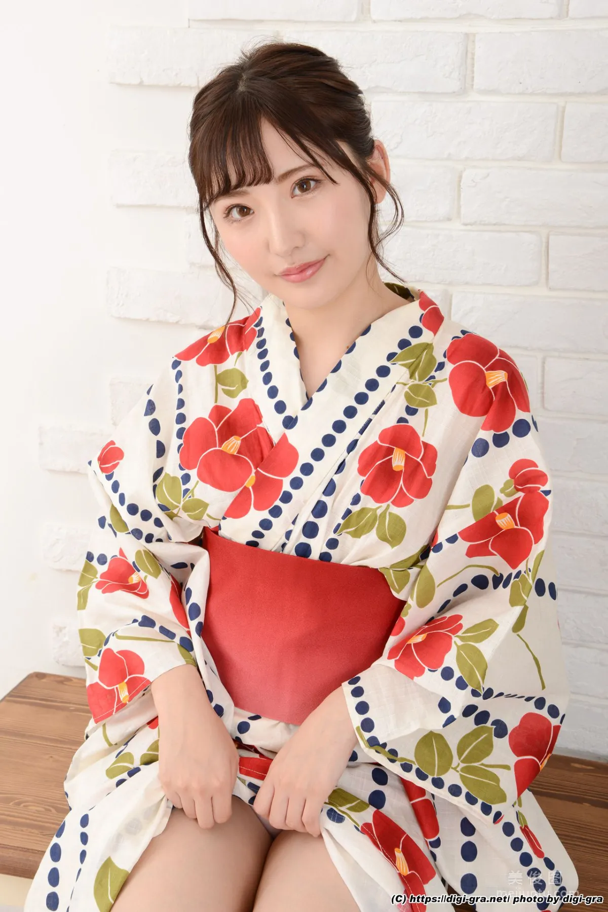 [Digi-Gra] 裡仲ゆい Yui Satonaka Photoset 03 14