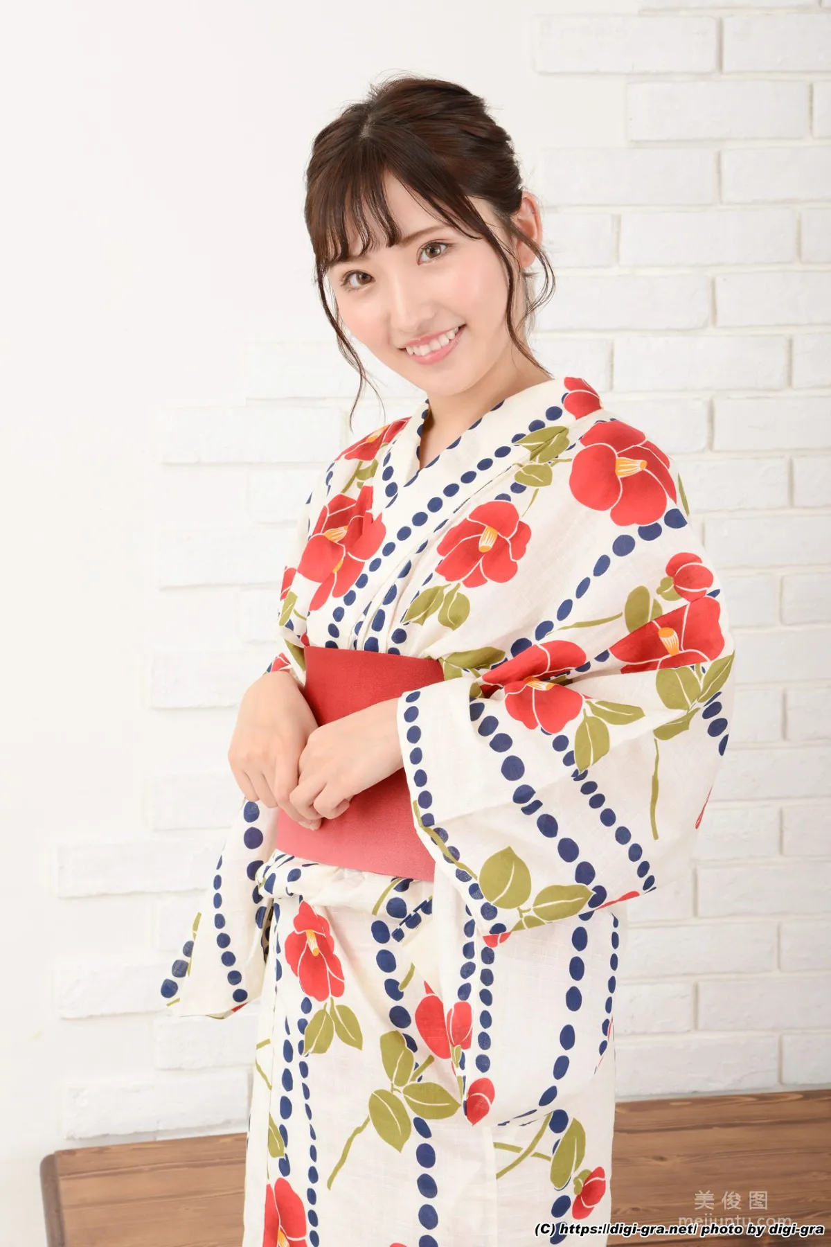 [Digi-Gra] 裡仲ゆい Yui Satonaka Photoset 03 2