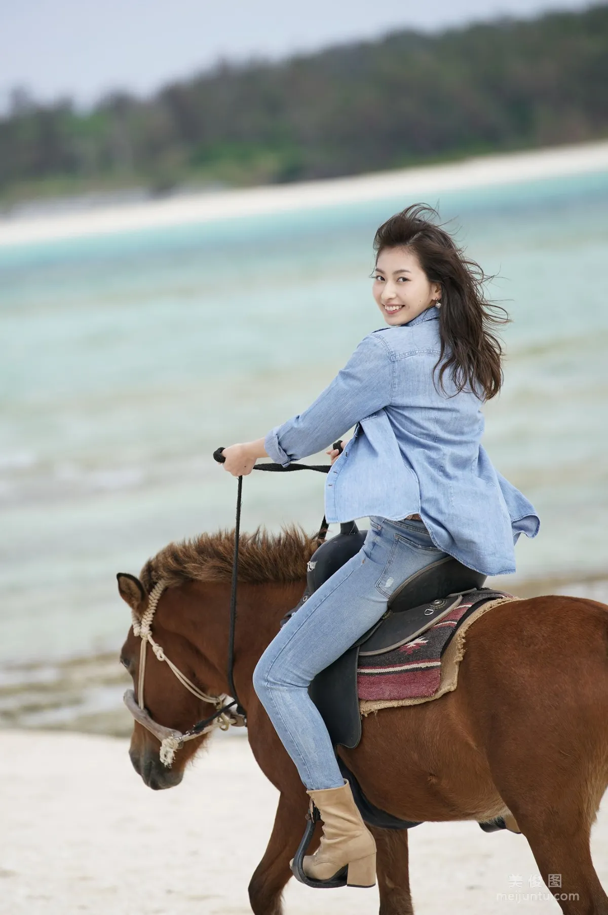[Hello! Project Digital Books] No.198 Akari Uemura photo 53