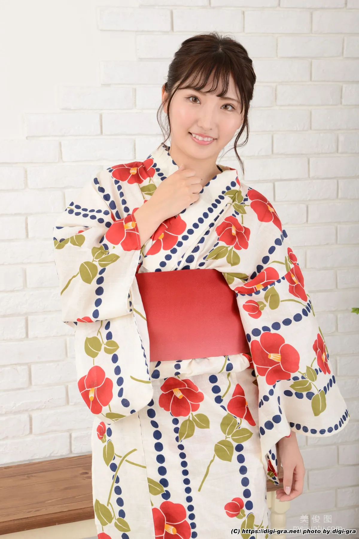 [Digi-Gra] 裡仲ゆい Yui Satonaka Photoset 03 5