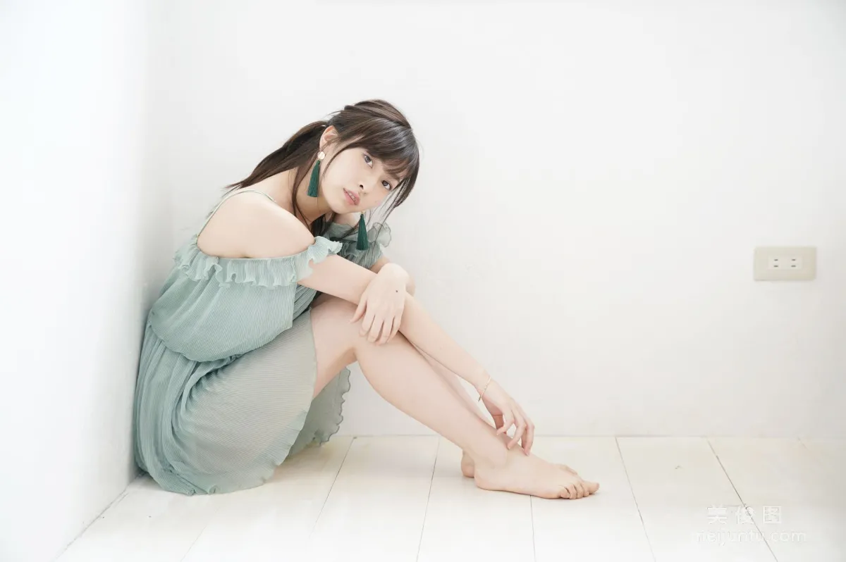 [Hello! Project Digital Books] No.198 Akari Uemura photo 35
