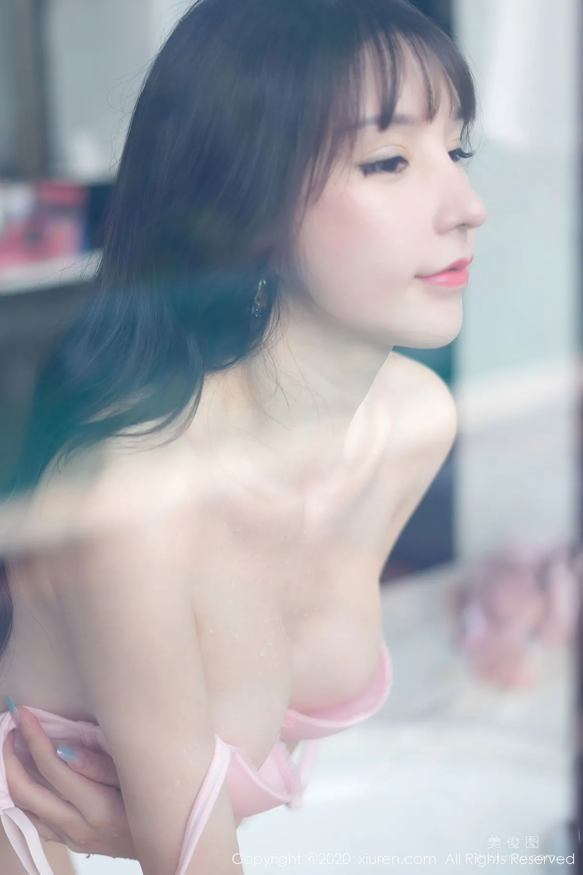 [秀人XiuRen] No.2588 周于希Sandy - 浴室中淋漓性感綻放 53