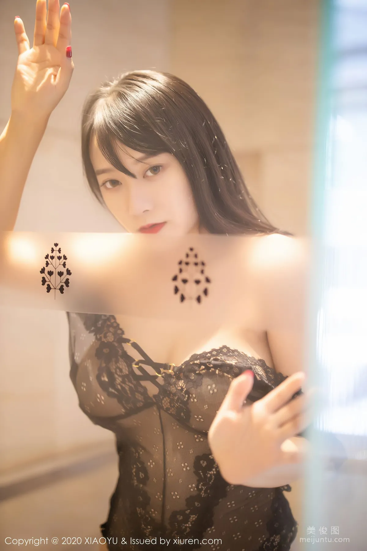 [XIAOYU] Vol.404 He Jiaying - Exquisite Hollow Lace Lingerie Private Shoot photo 44