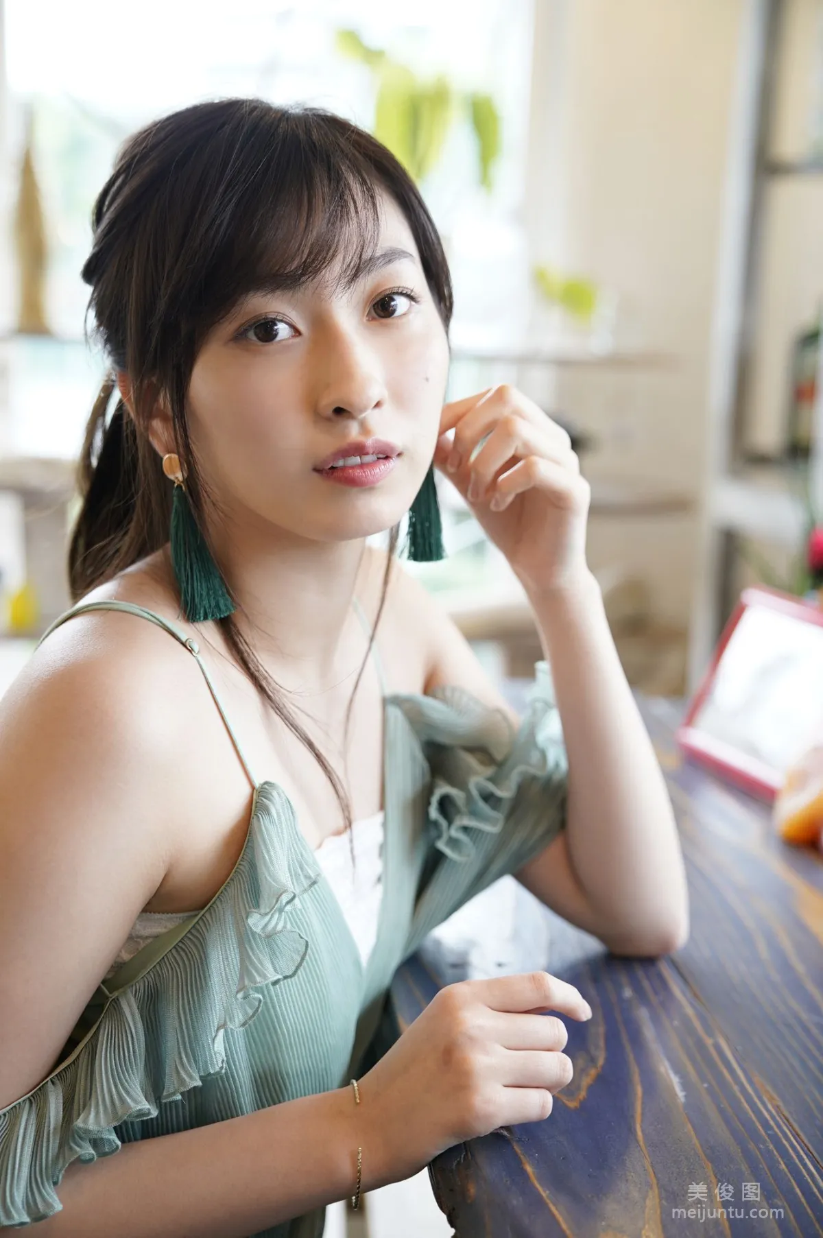 [Hello! Project Digital Books] No.198 Akari Uemura photo 31