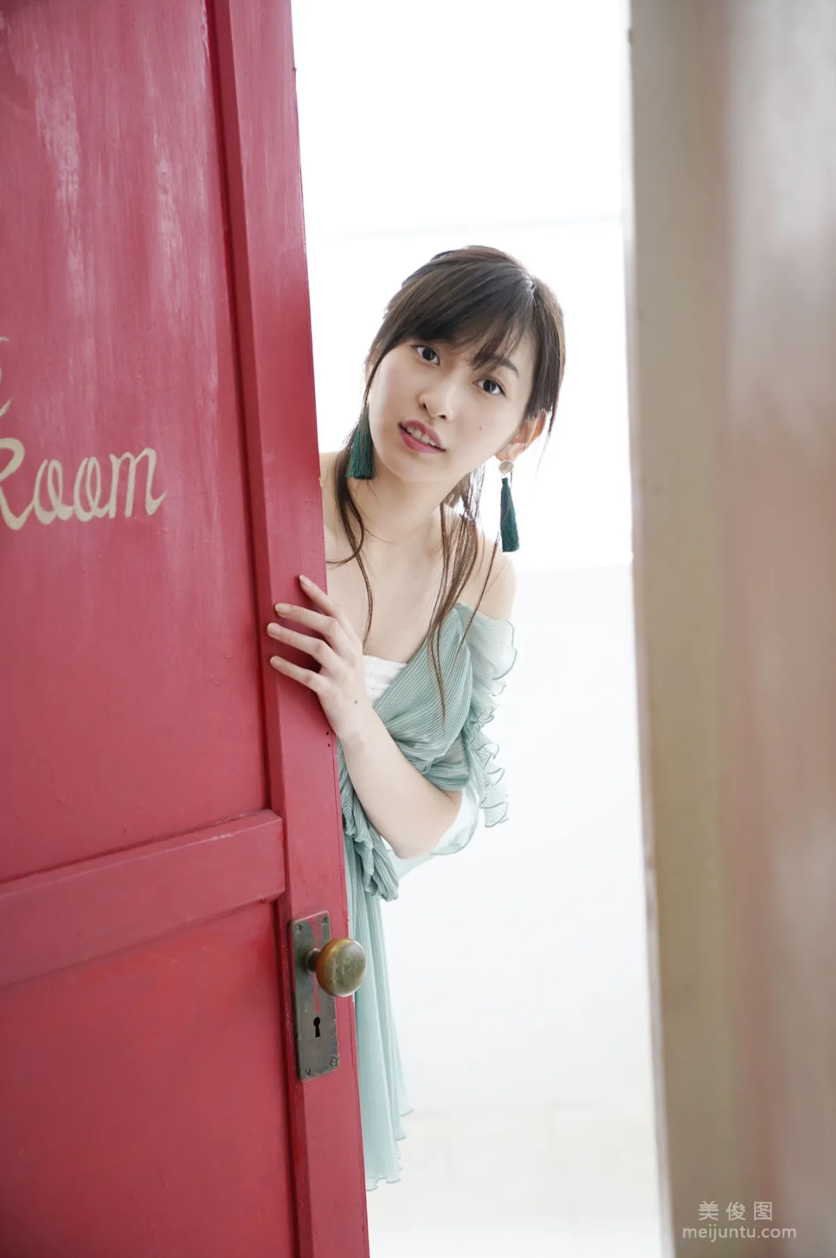 [Hello! Project Digital Books] No.198 Akari Uemura photo 33