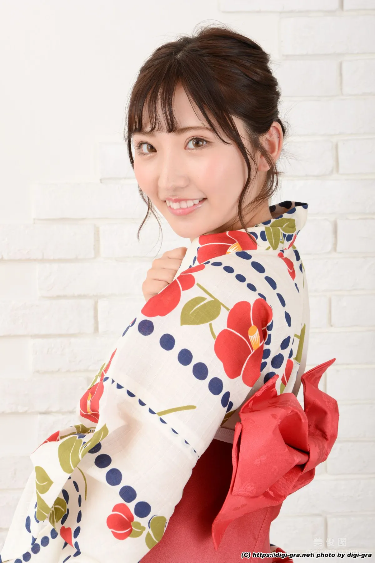 [Digi-Gra] 裡仲ゆい Yui Satonaka Photoset 03 9