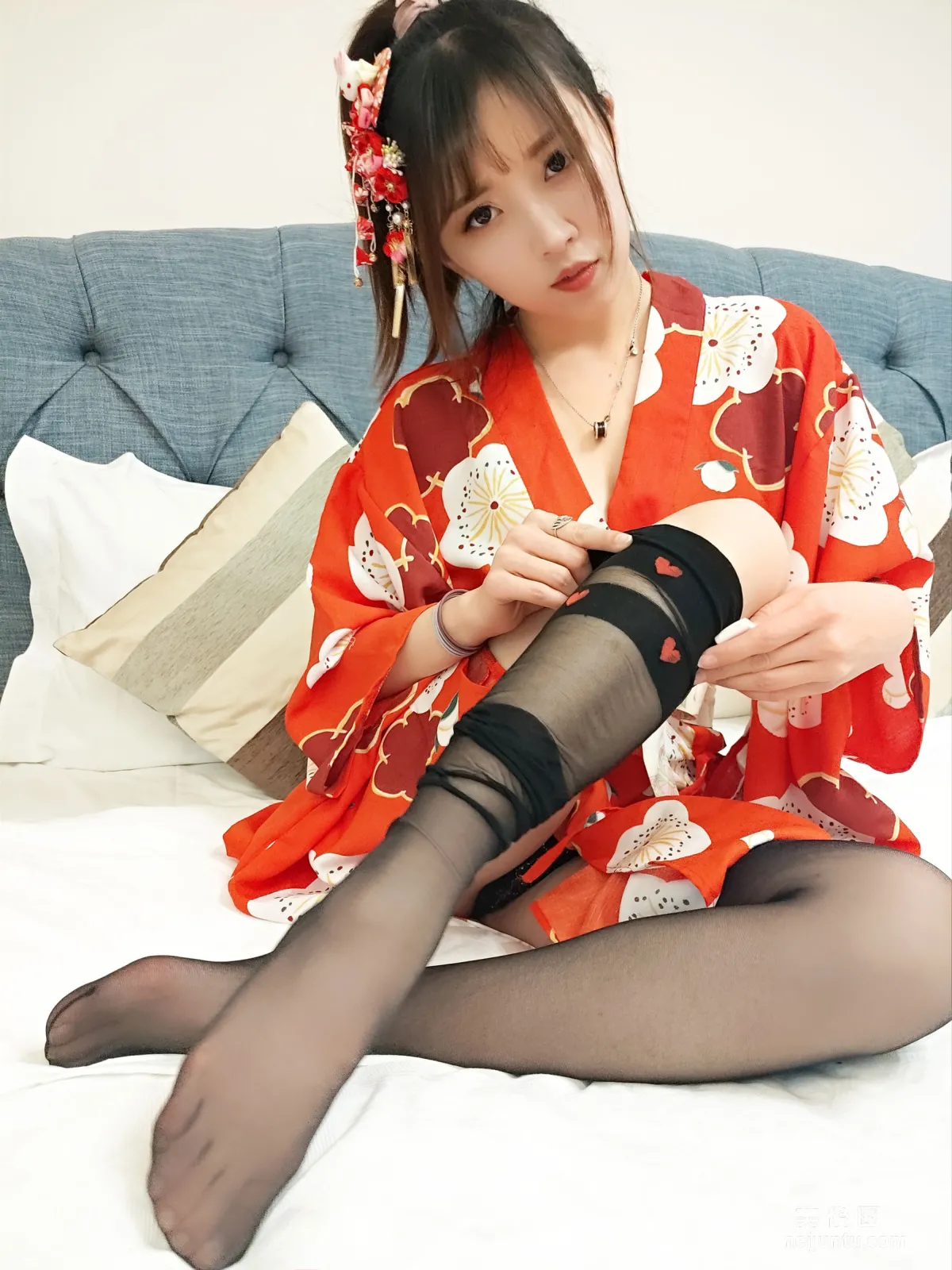 [Cosplay] Xiaonv Wulu Na - Kimono Peach Heart Black Stockings photo 20