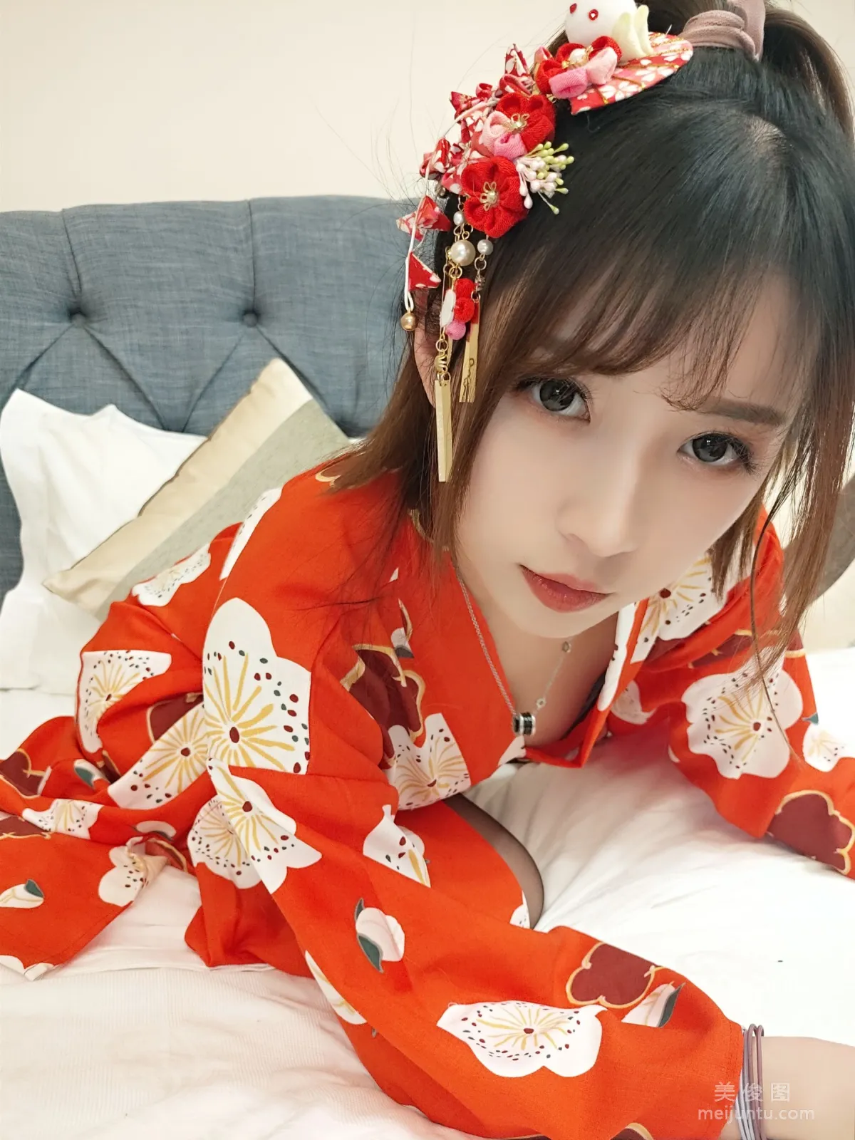 [Cosplay] Xiaonv Wulu Na - Kimono Peach Heart Black Stockings photo 16