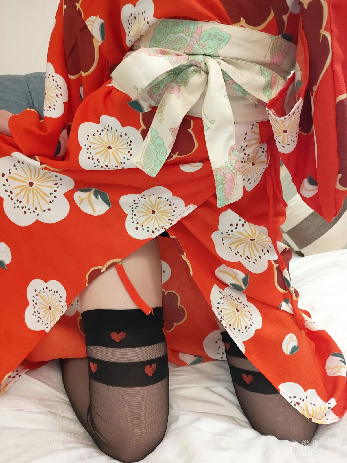 [Cosplay] Xiaonv Wulu Na - Kimono Peach Heart Black Stockings photo 13