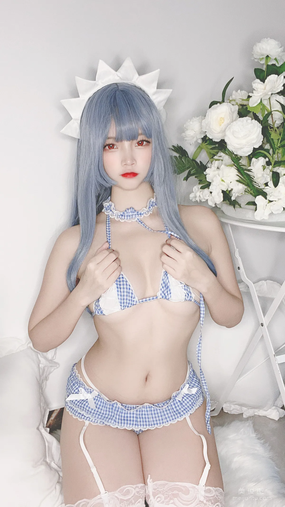 Erzuo Nisa: Web Idols photo 9
