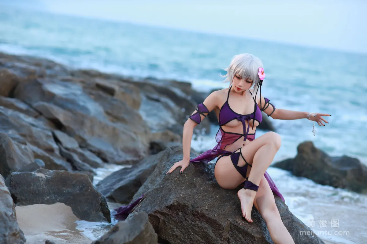 [Cosplay] 动漫博主水淼aqua - 贞德泳装 写真套图1