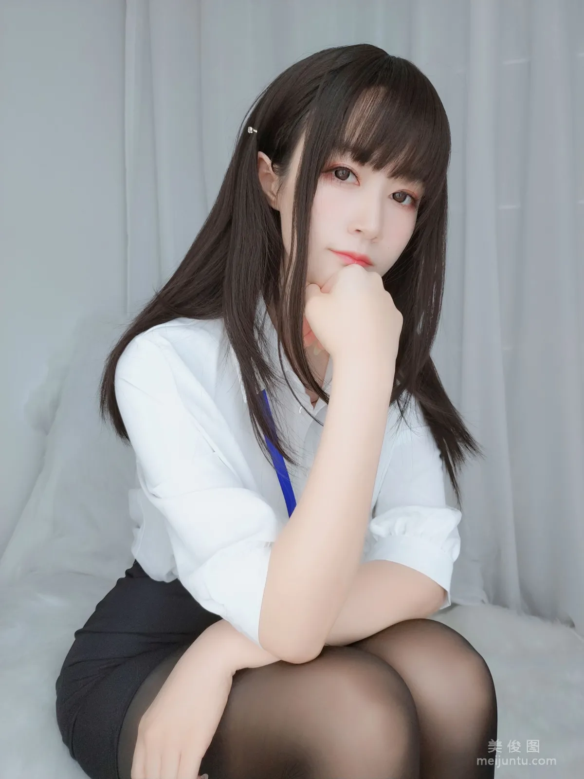 Baiyin 81: Web Idols photo 15