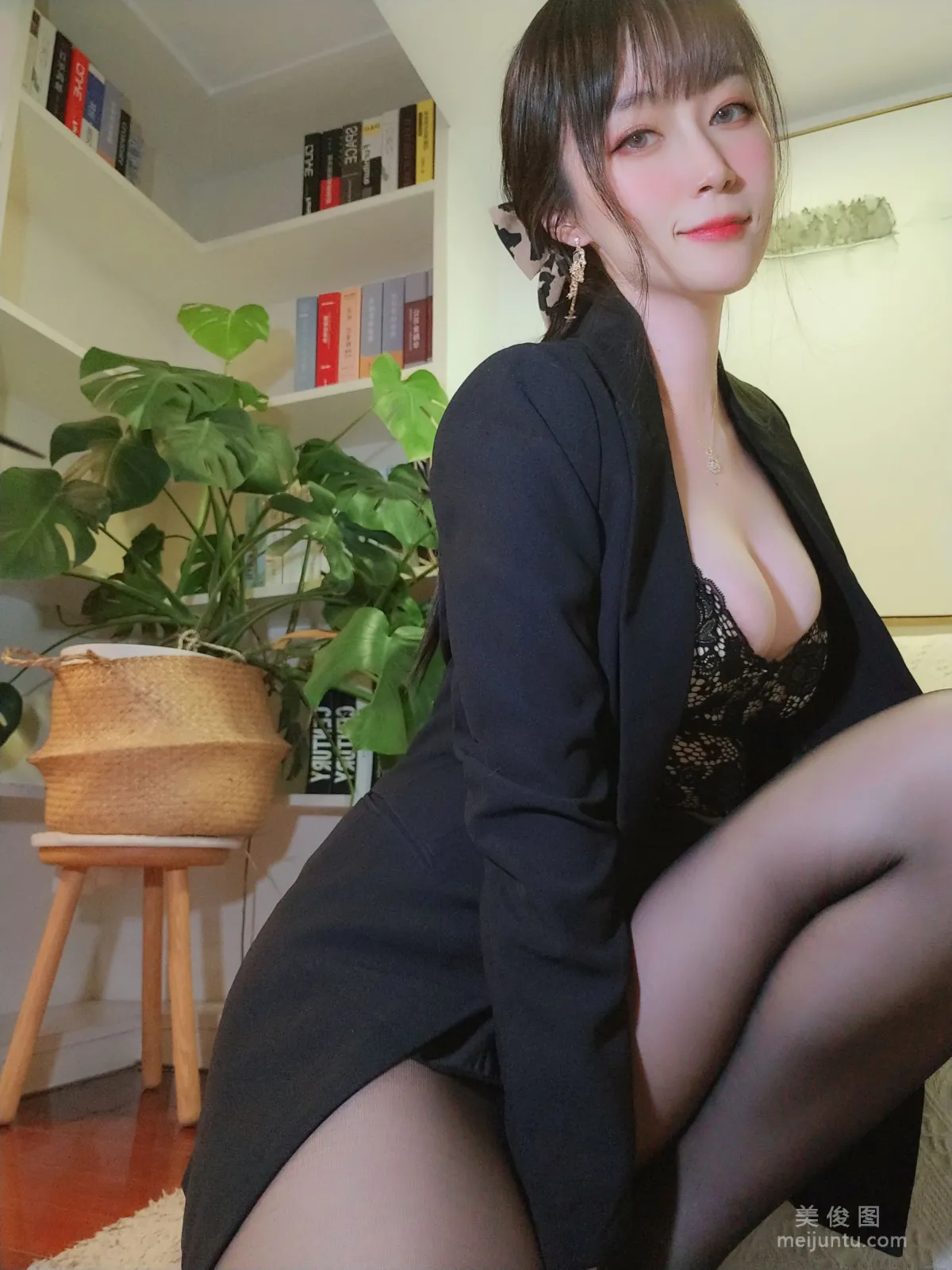 Baiyin 81: Web Idols photo 37