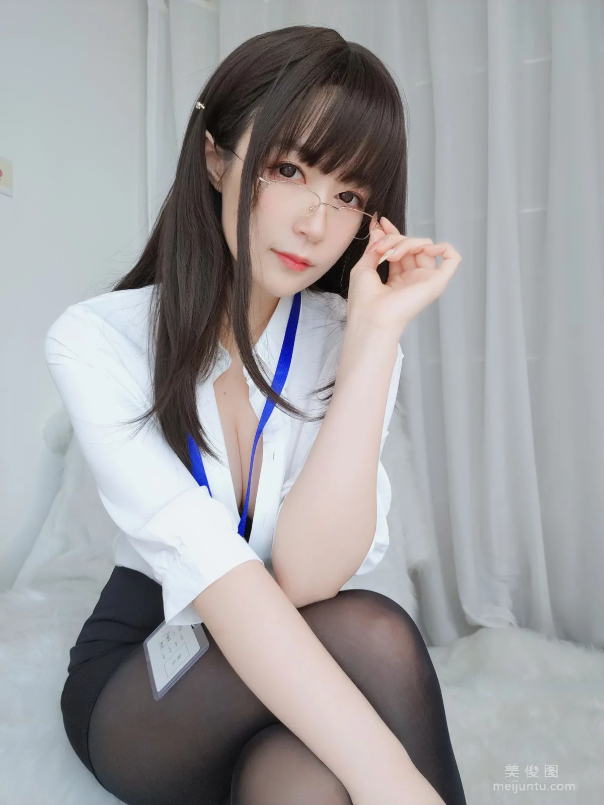 Baiyin 81: Web Idols photo 30