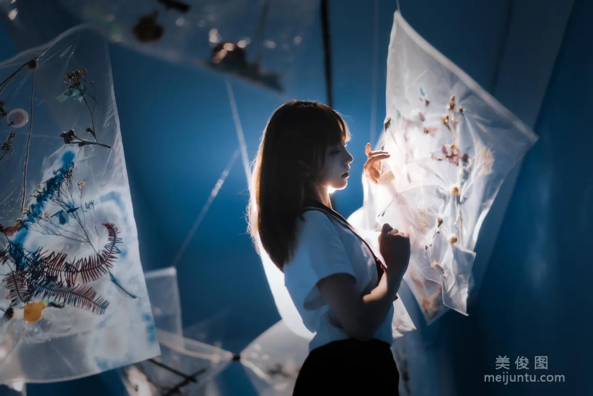 Qi Tailang: Web Idols photo 17