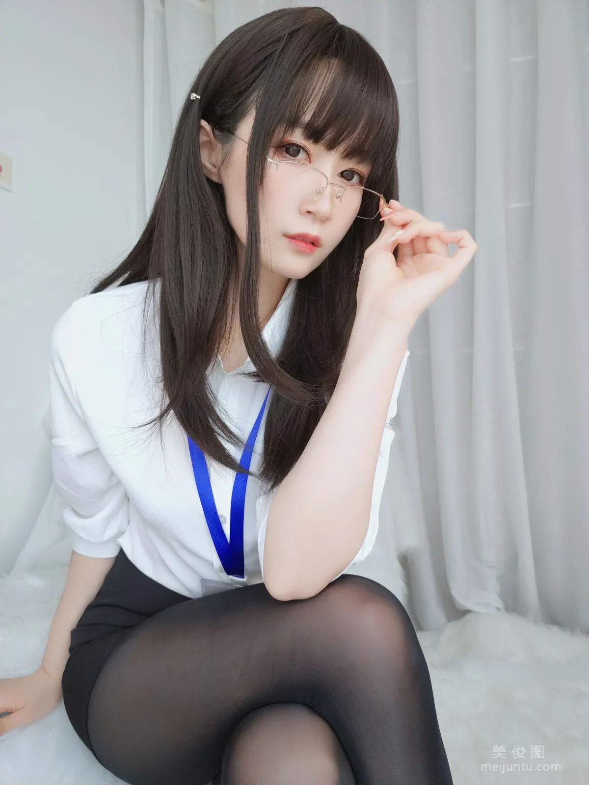 Baiyin 81: Web Idols photo 32