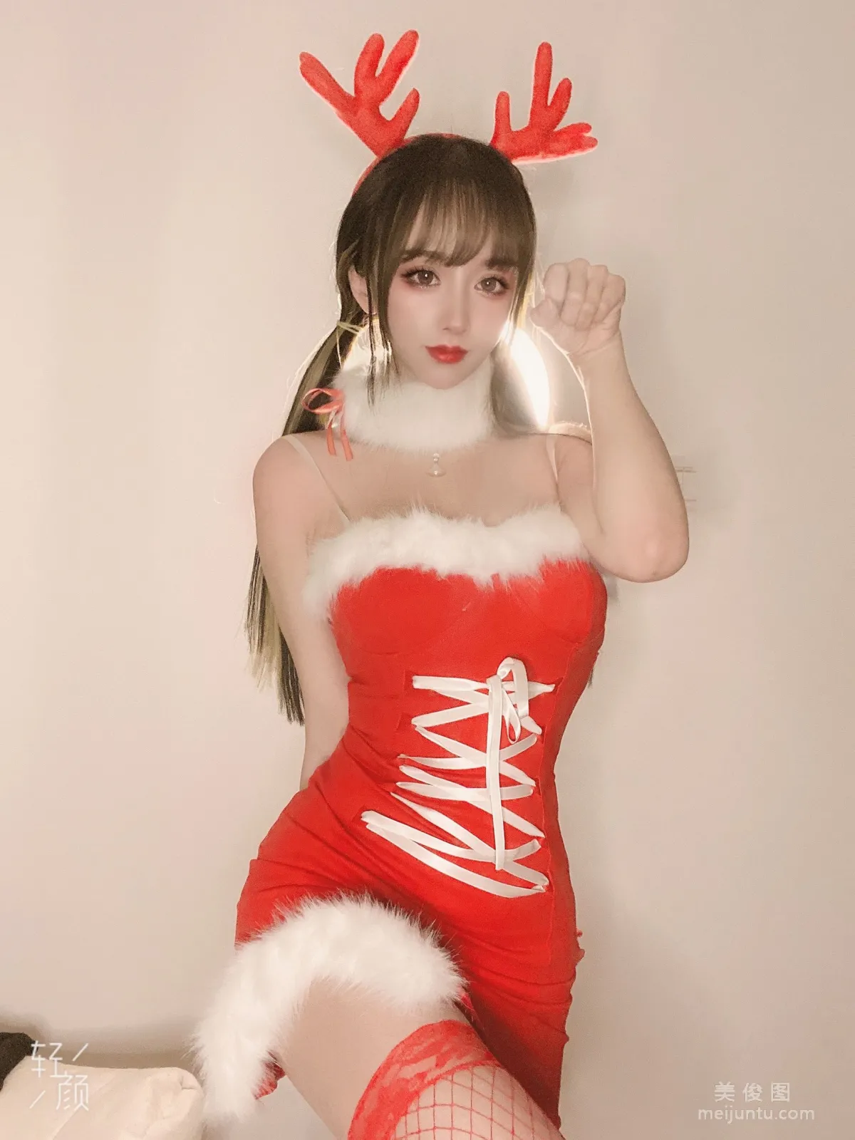 [Cosplay] Mixianxian sama, Christmas Special Photo Set photo 1