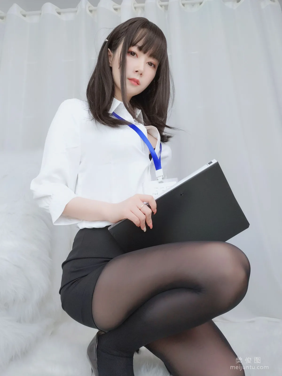 Baiyin 81: Web Idols photo 73