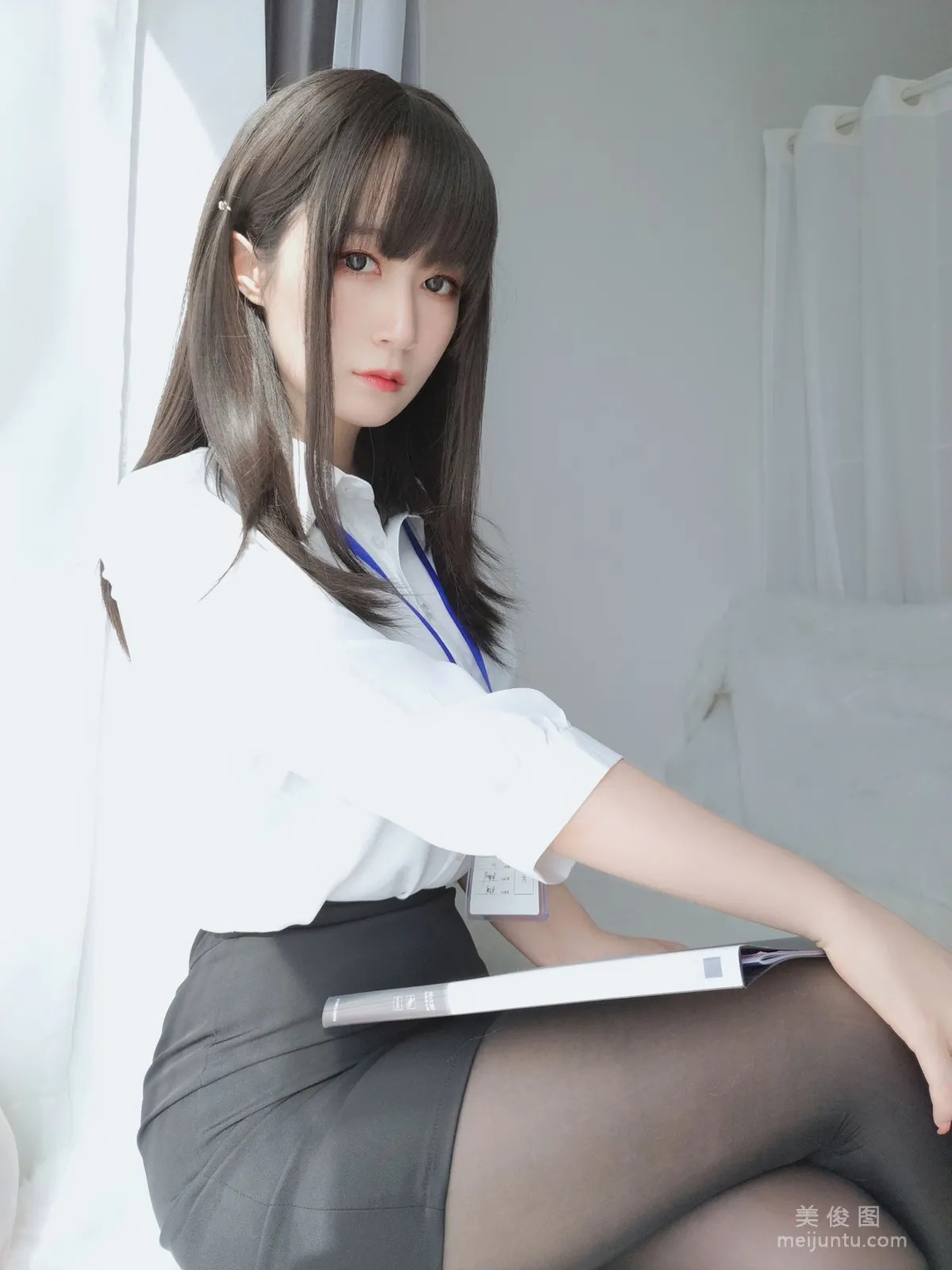 Baiyin 81: Web Idols photo 9