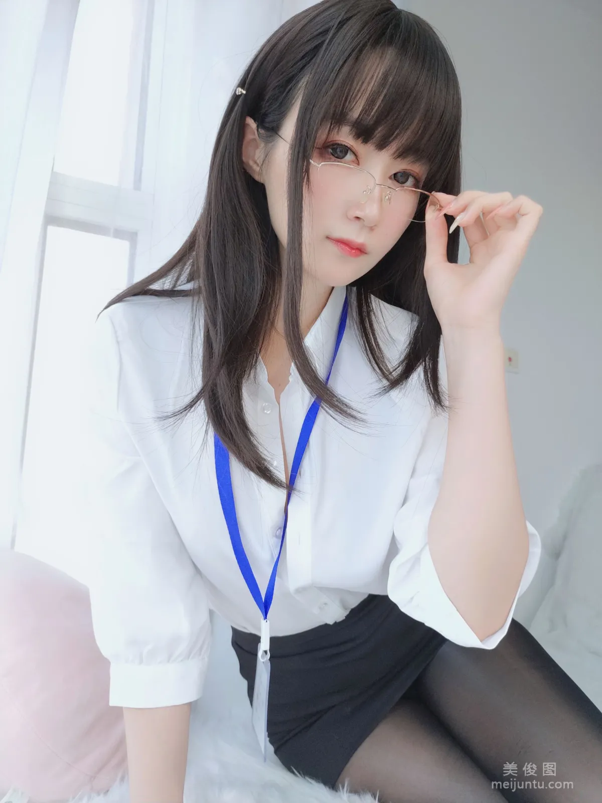 Baiyin 81: Web Idols photo 33