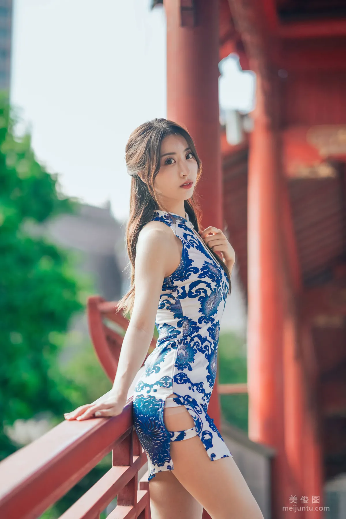 Hei Chuan: Web Idols photo 1