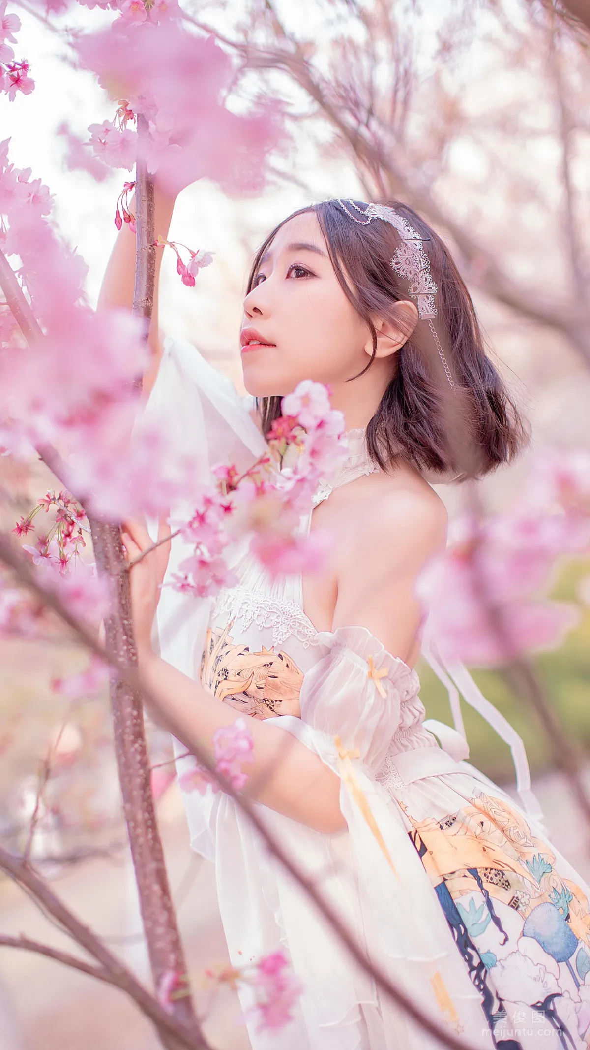 Muling Mu0: Web Idols photo 19