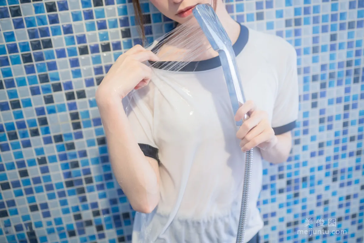 Qi Tailang: Web Idols photo 29