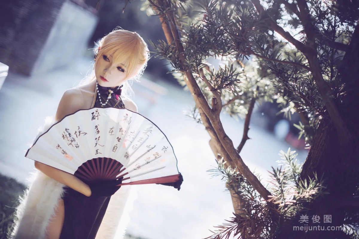 Coser Yiyi: Web Idols photo 10