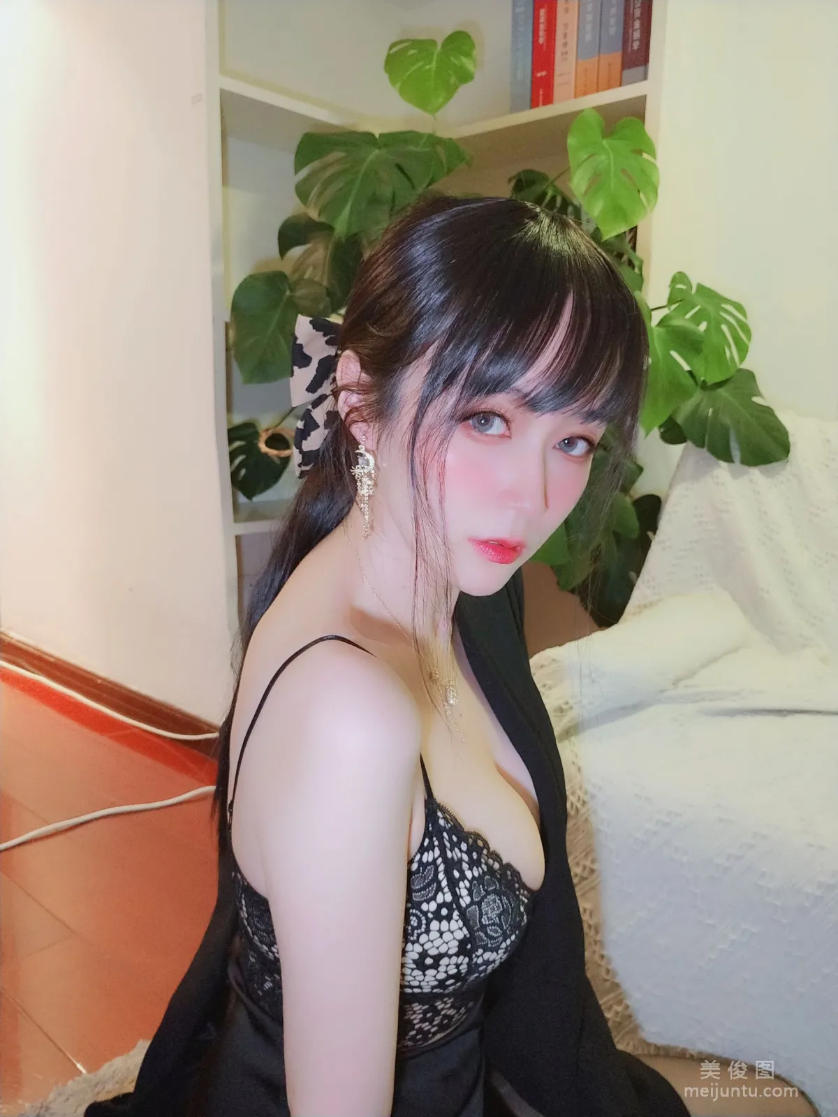 Baiyin 81: Web Idols photo 31