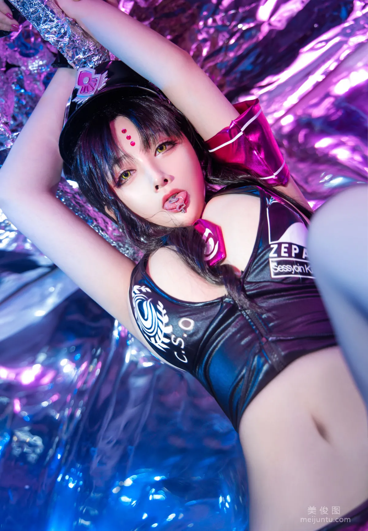 Niannian D: Web Idols photo 1