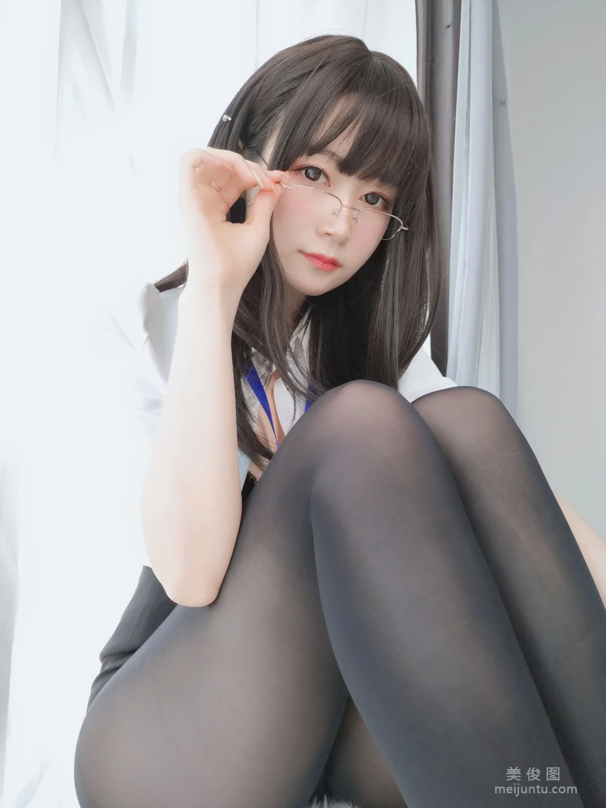 Baiyin 81: Web Idols photo 96