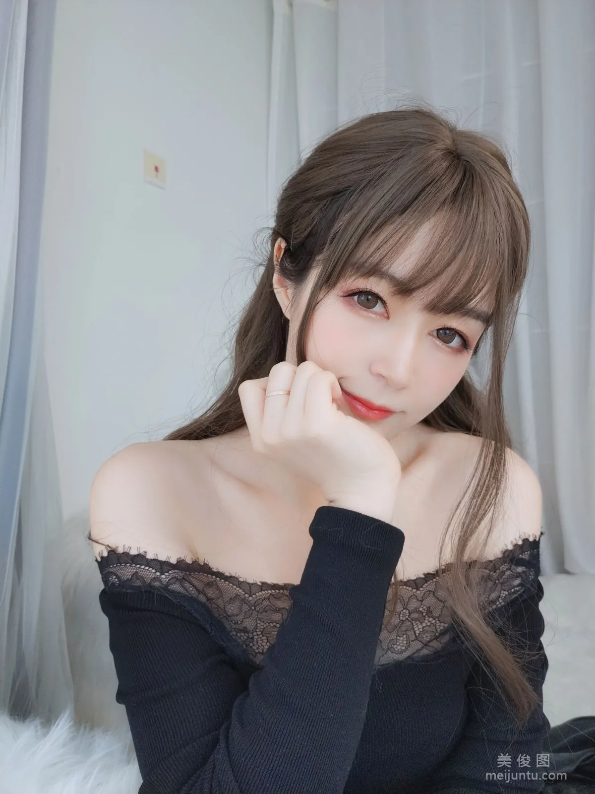 Baiyin 81: Web Idols photo 66