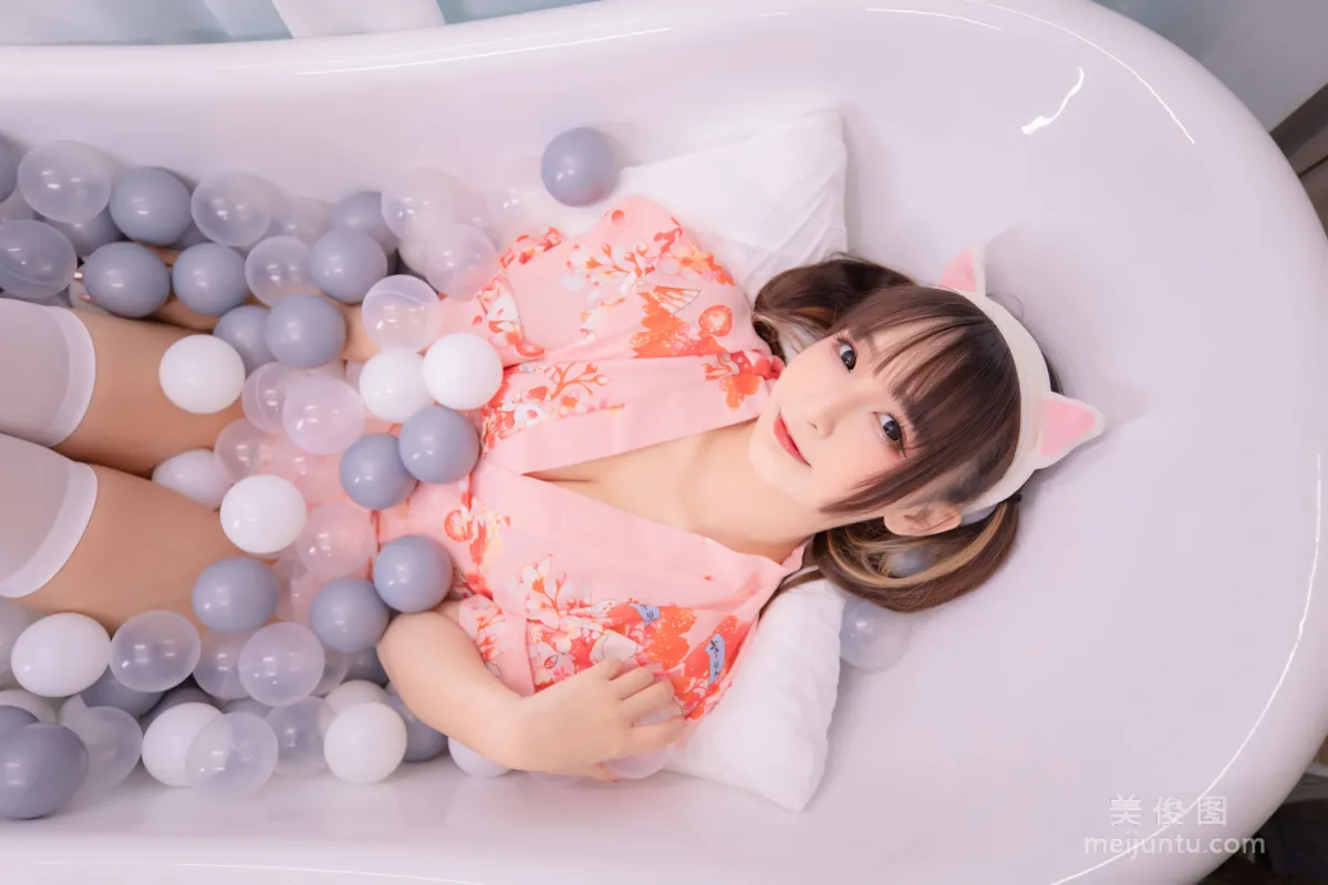 Shenle Banzhen Dong: Web Idols photo 29