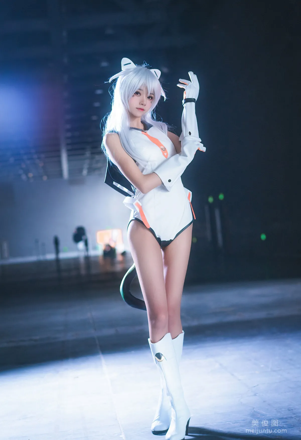 Ying Taomiao: Web Idols photo 2