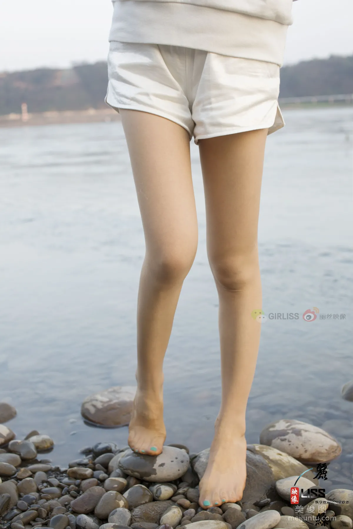 GIRLISS photo 33
