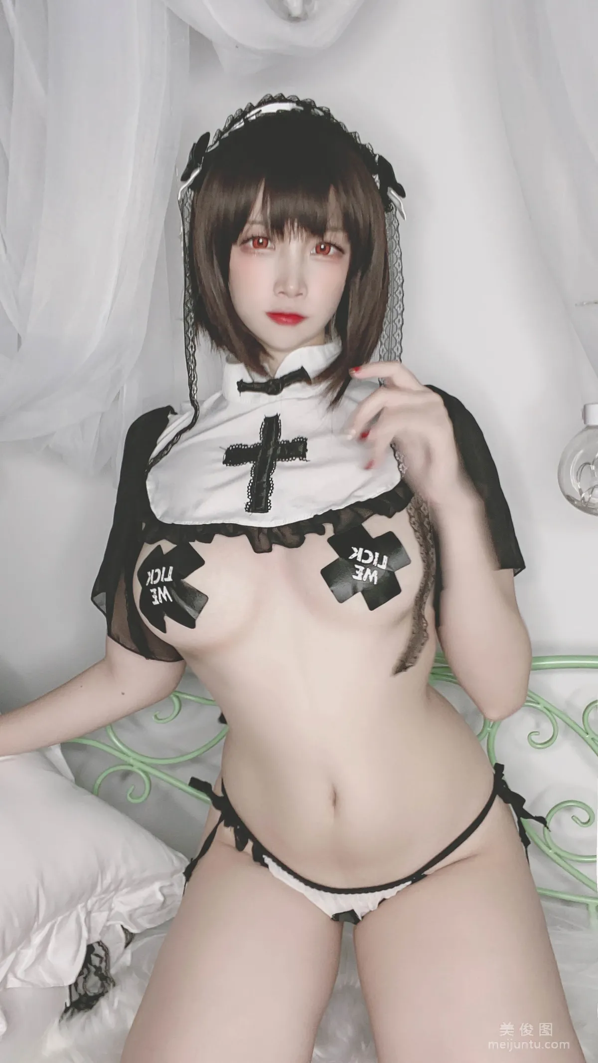 Erzuo Nisa: Web Idols photo 6