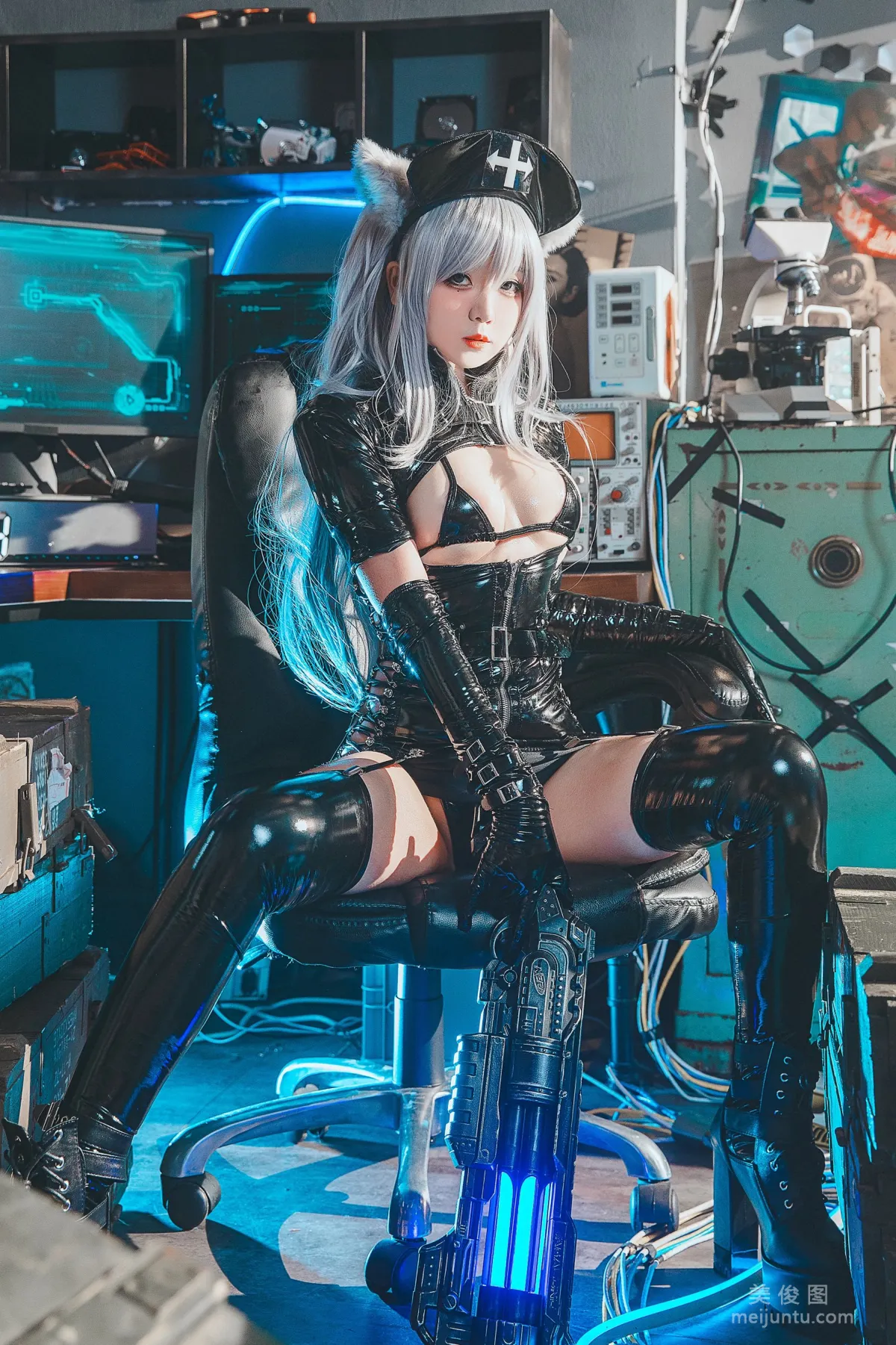 [Cosplay] Yinger Feide Maye He tony - Dark Nurse photo 2