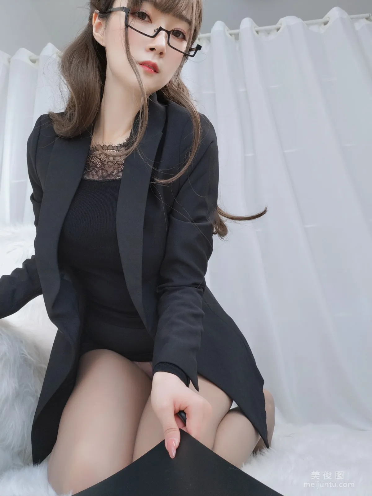 Baiyin 81: Web Idols photo 26