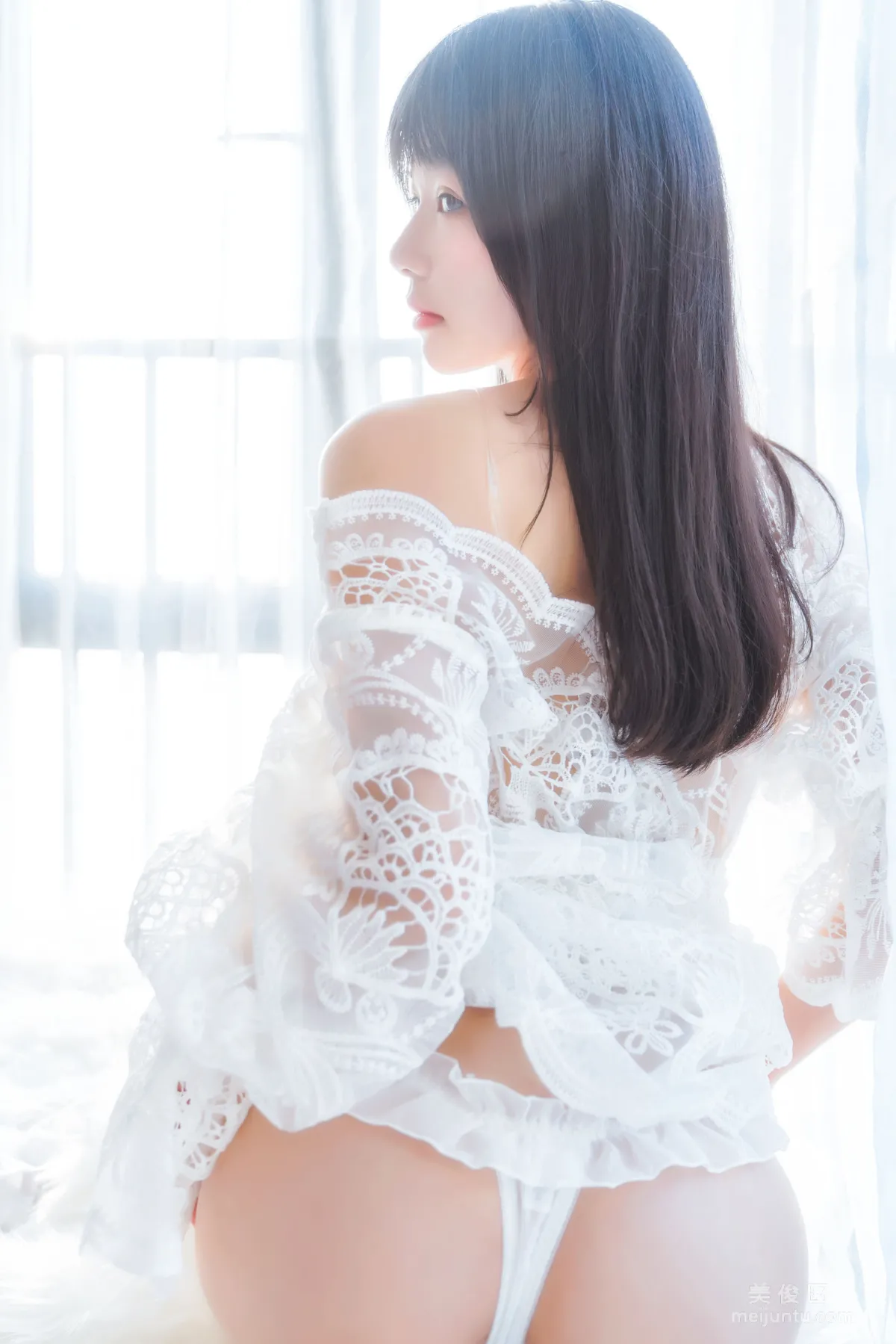 [Cosplay] 桜桃喵 - 初雪 寫真套圖 9