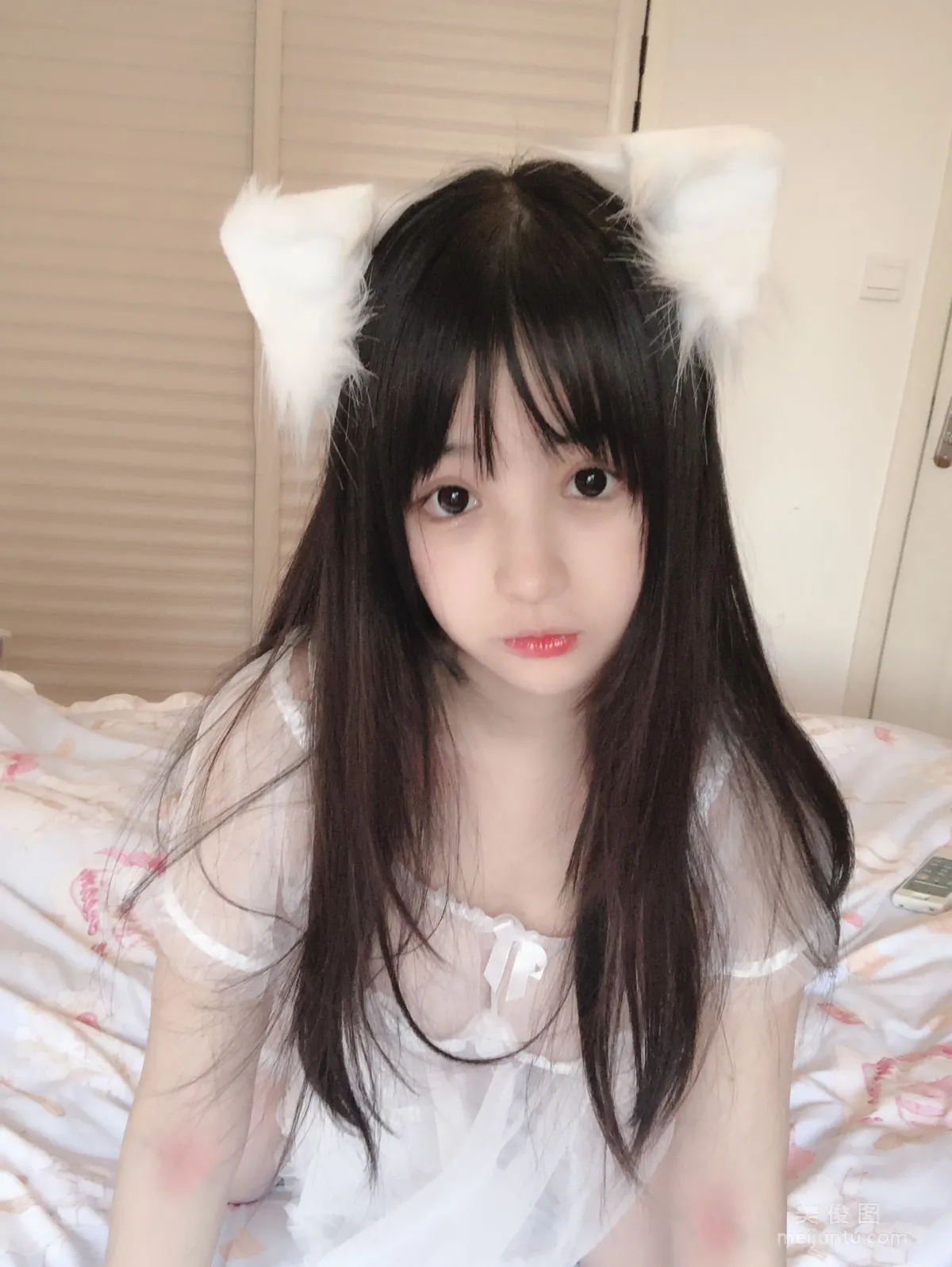 [Cosplay] 桜井甯甯 - 小白貓 蕾絲内衣 寫真套圖 14